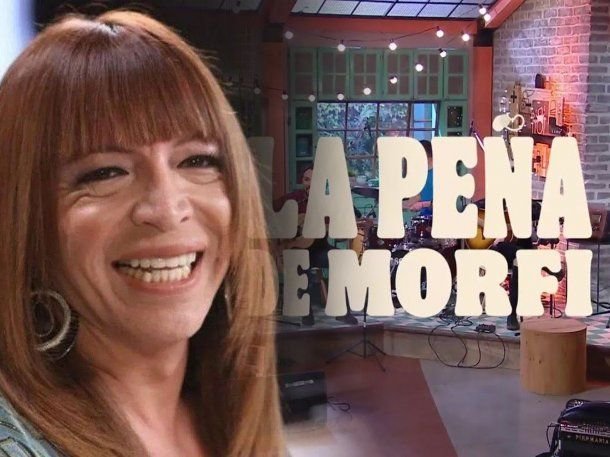Lizy Tagliani en La Peña de Morfi.