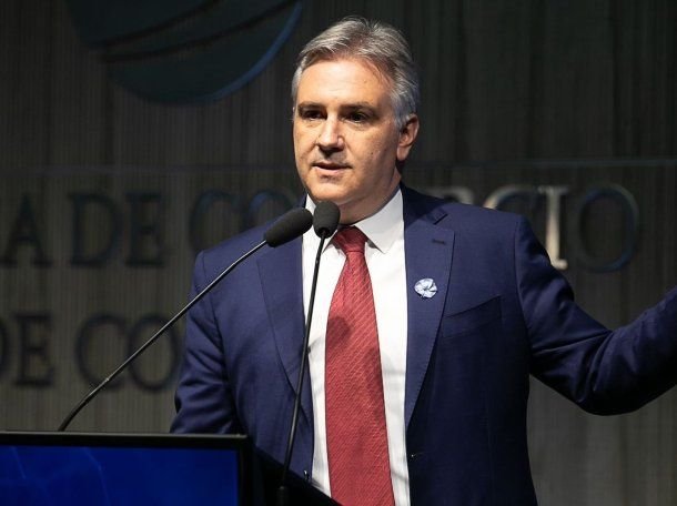 Martín Llaryora