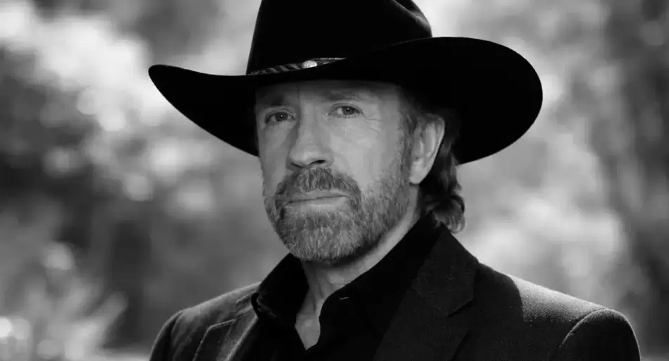 Chuck Norris: el hombre que murió dos veces, una en la vida real y nunca en Internet