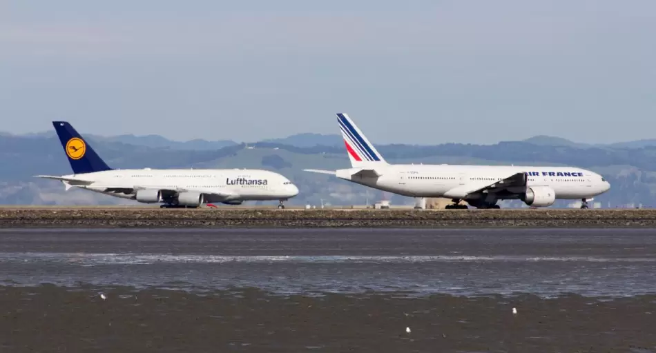 Caos aéreo en Europa: una de las mayores aerolíneas cancela miles de vuelos por falta de combustible
