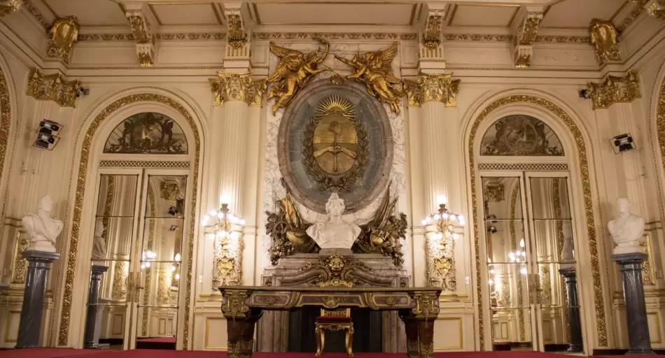 Con la santa paciencia