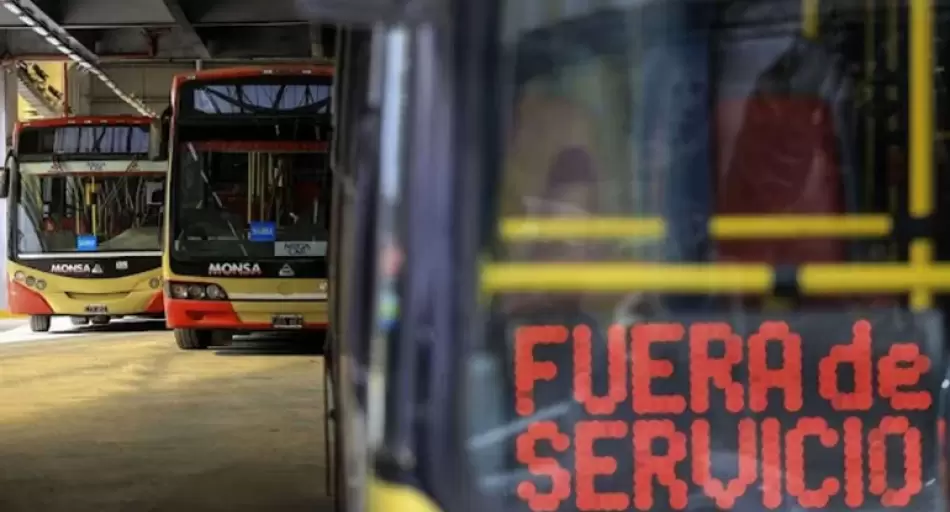 Un informe de la UBA advierte que circulan hasta 40% menos de colectivos y el boleto podría subir otro 16%