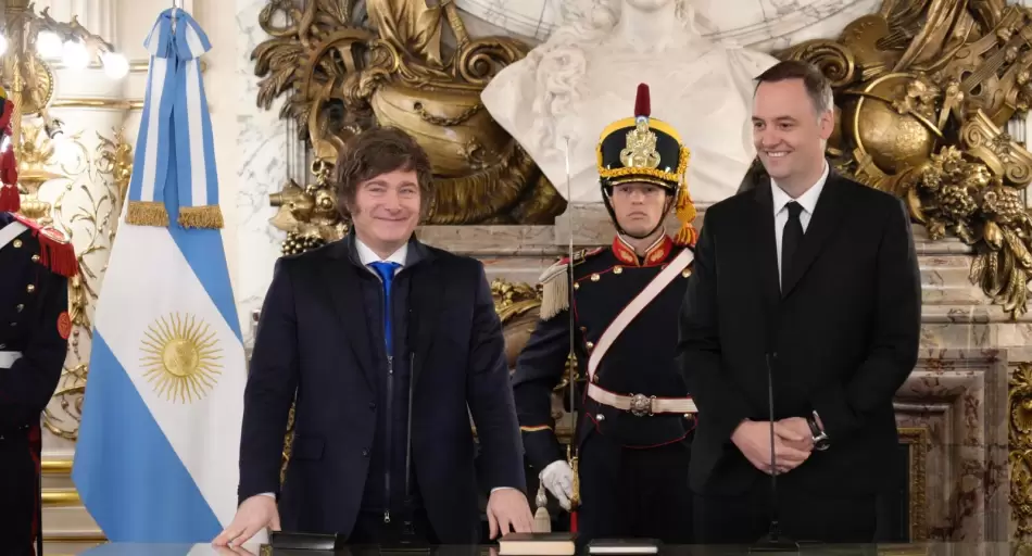 Cumbre en Olivos: Milei blinda a Adorni y lanza su hoja de ruta hacia 2027