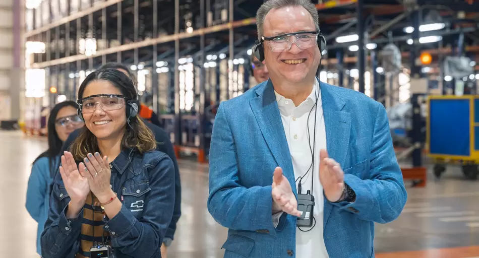 Señal positiva: el nuevo Presidente de GM Sudamérica visitó la planta de Argentina