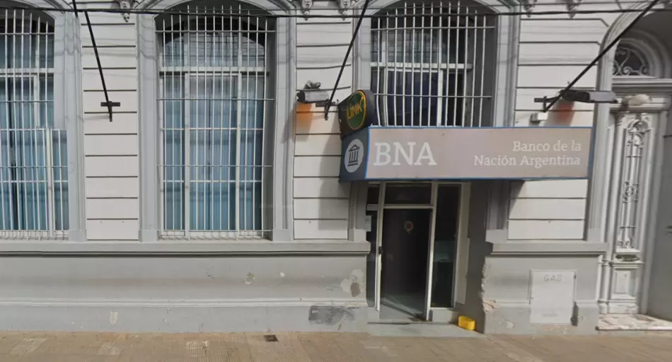 Quedó filmada: Una tesorera del Banco Nación robó $40 millones para pagar la tarjeta de crédito