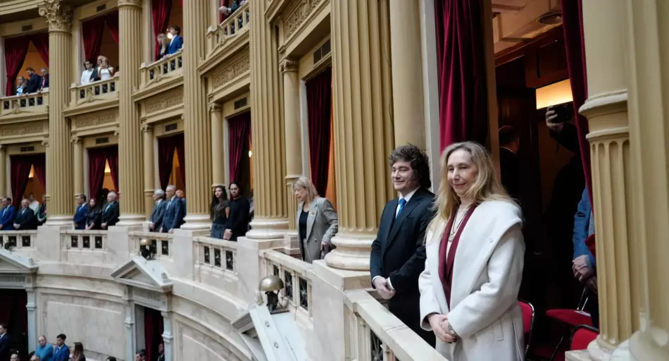 El petróleo sacude al mundo y en Argentina todo gira en torno a Adorni, fin