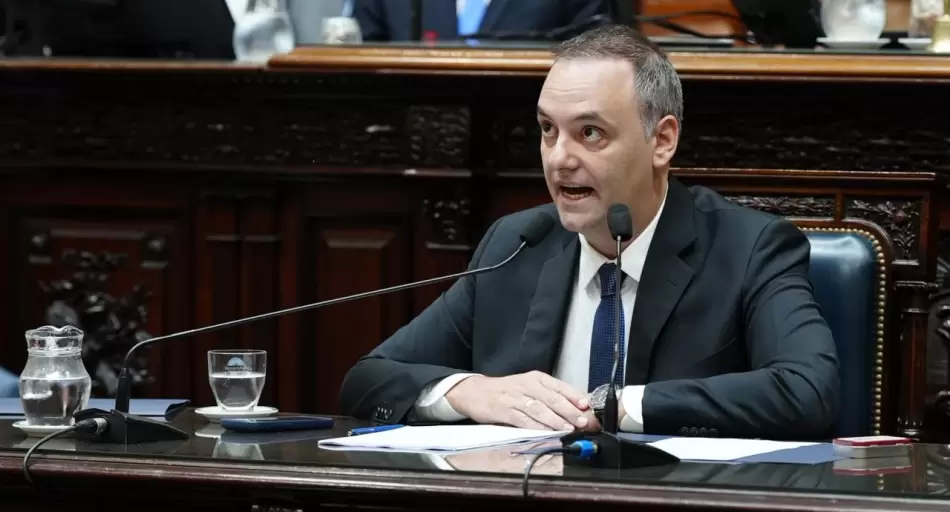 El paso vacío de Adorni por Diputados y un respaldo cada vez más costoso para los Milei