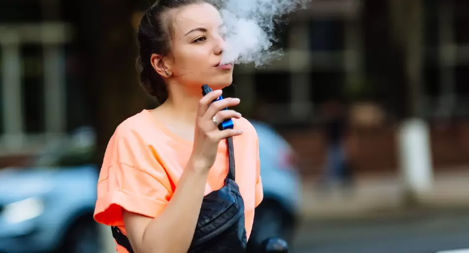 Fin de la prohibición: habilitan la venta de vapeadores y endurecen reglas para menores