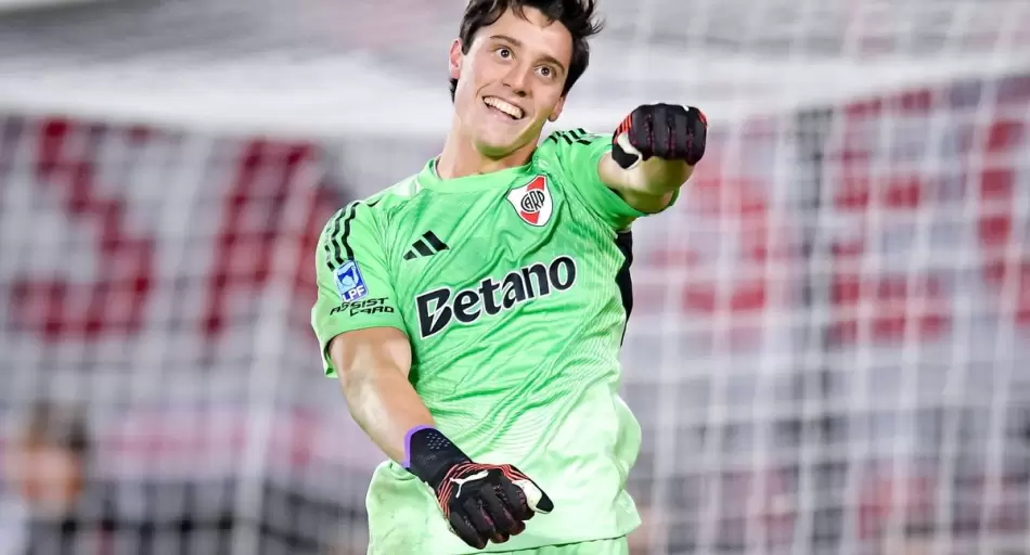 Estudia Economía, no hizo inferiores y entró en la prelista de Argentina para el Mundial: quién es Santiago Beltrán, la nueva figura de River