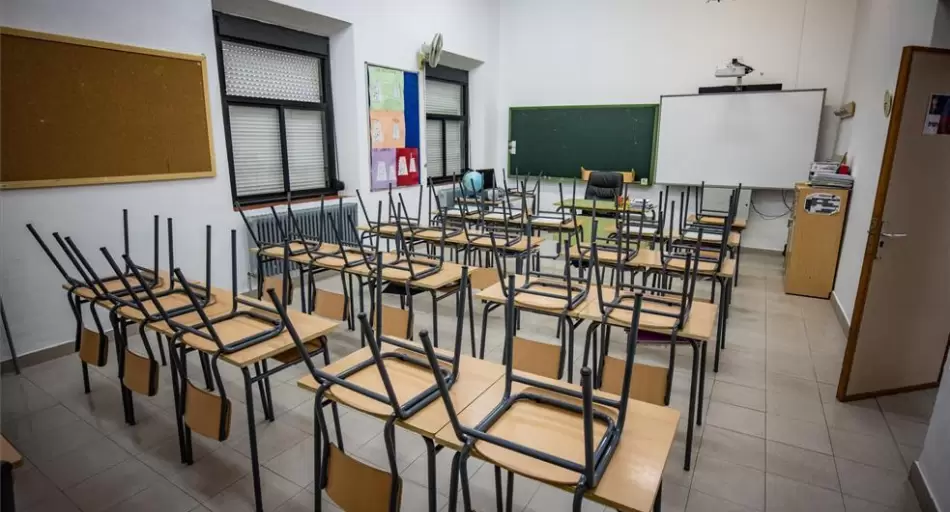 Escuelas desbordadas: 4 de cada 10 jóvenes de barrios populares del AMBA abandonan la secundaria