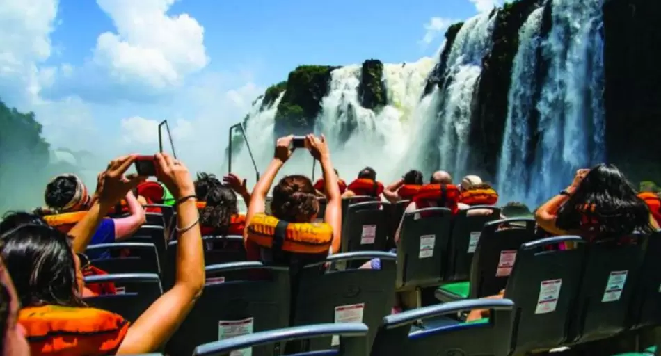 Argentina rompe la tendencia: el turismo de larga distancia marca un récord histórico