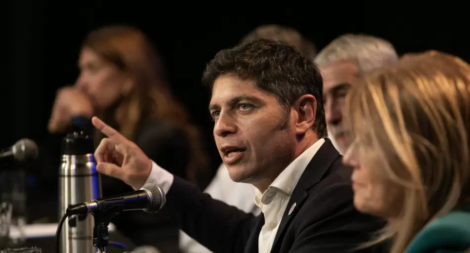 GIRO TOTAL DE KICILLOF: ahora quiere las PASO para enfrentar a Máximo Kirchner