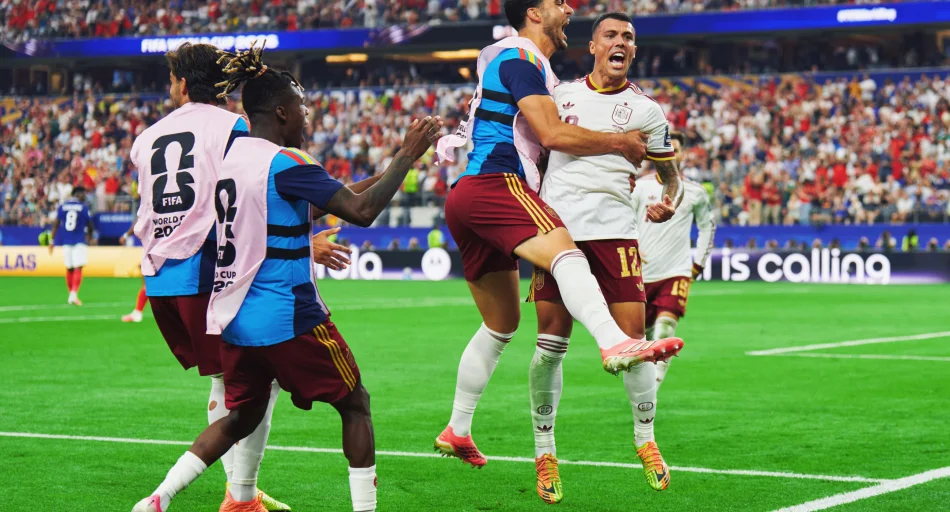 España le ganó a una Francia desdibujada y jugará la segunda final de su historia en Mundiales