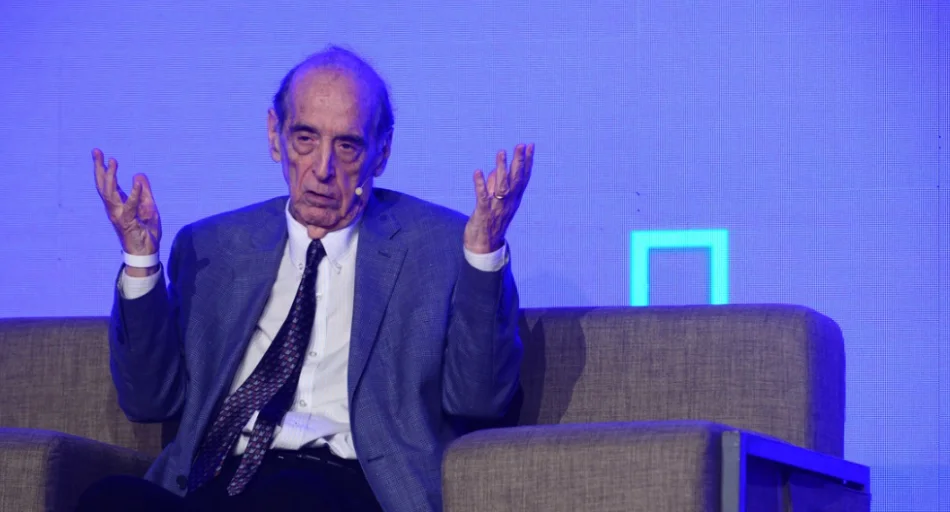 Arriazu anticipó una corrida cambiaria y advirtió por «bolsones de desempleo y pobreza» en una zona clave