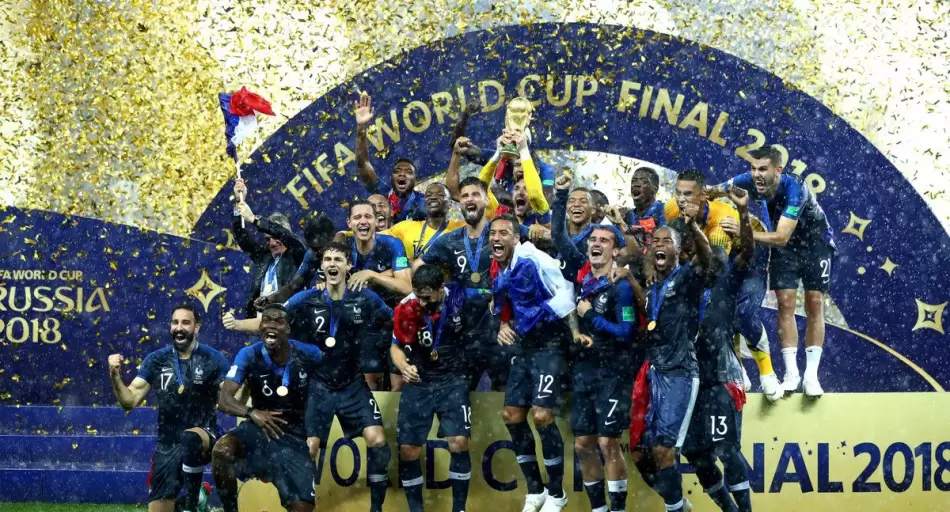 Un campeón del mundo con Francia vendió la réplica de su Copa del Mundo por más de US$ 60.000