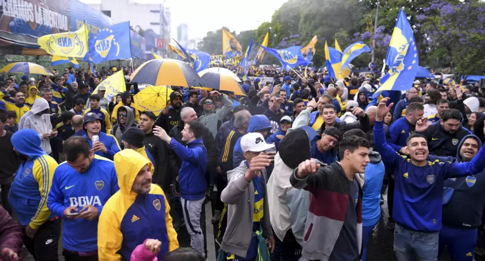 Boca prohibió a los abonados generar contenido desde la Bombonera: cuáles serán las sanciones