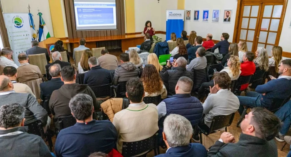 YPF impulsó iniciativas de educación y desarrollo de proveedores en Sierra Grande y San Antonio Oeste Río Negro