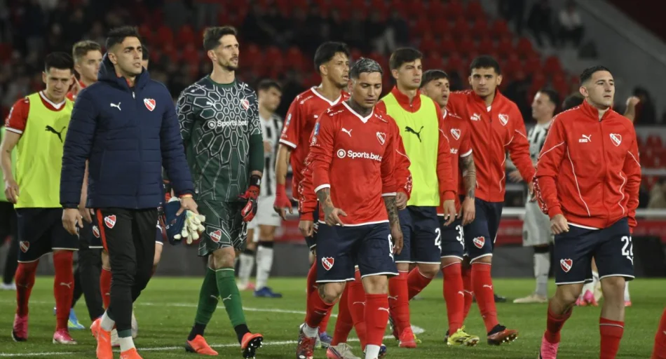 Independiente se desprendió de tres de sus principales figuras en pleno campeonato: cuánto dinero le quedará