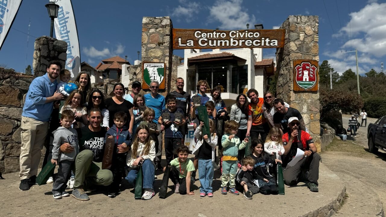 Cómo es la carrera de aventura entre padres e hijos: “Voy con mis tres chicos y ellos me piden volver”