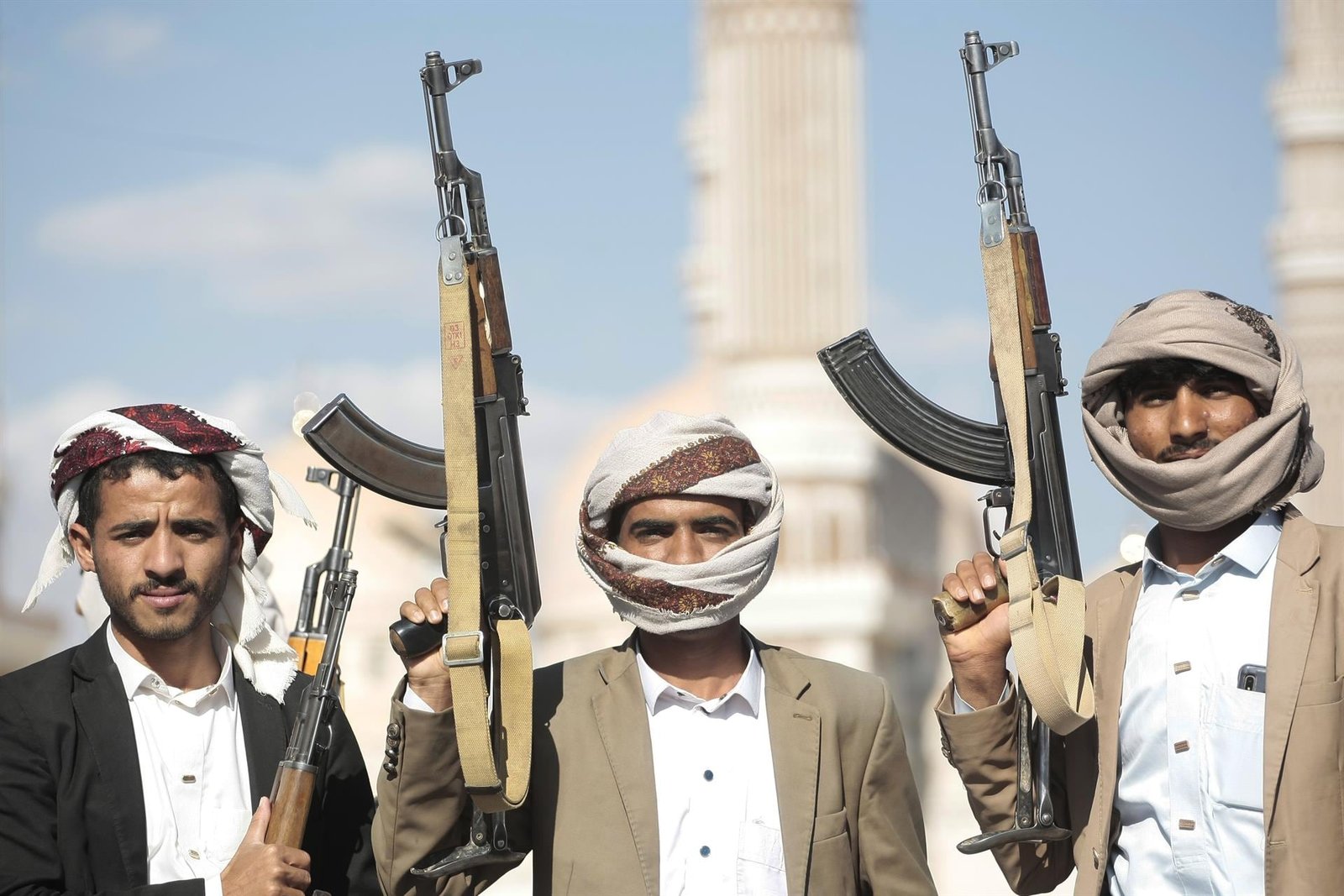 Los hutíes amenazaron a Turquía y Pakistán si intervienen junto a Arabia Saudita en el conflicto con Yemen
