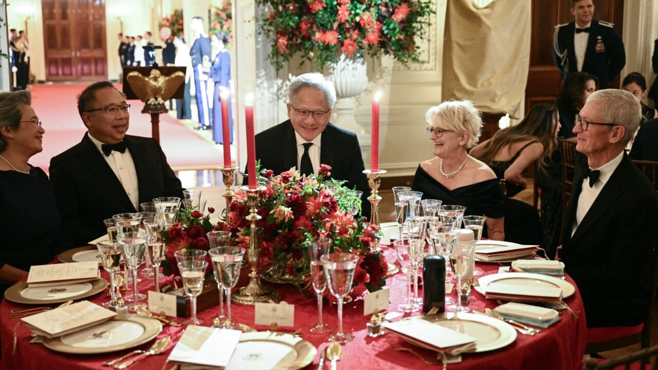 En la gala en la Casa Blanca, Donald Trump sentó en la misma mesa de Xi Jinping a dos mega empresarios taiwaneses