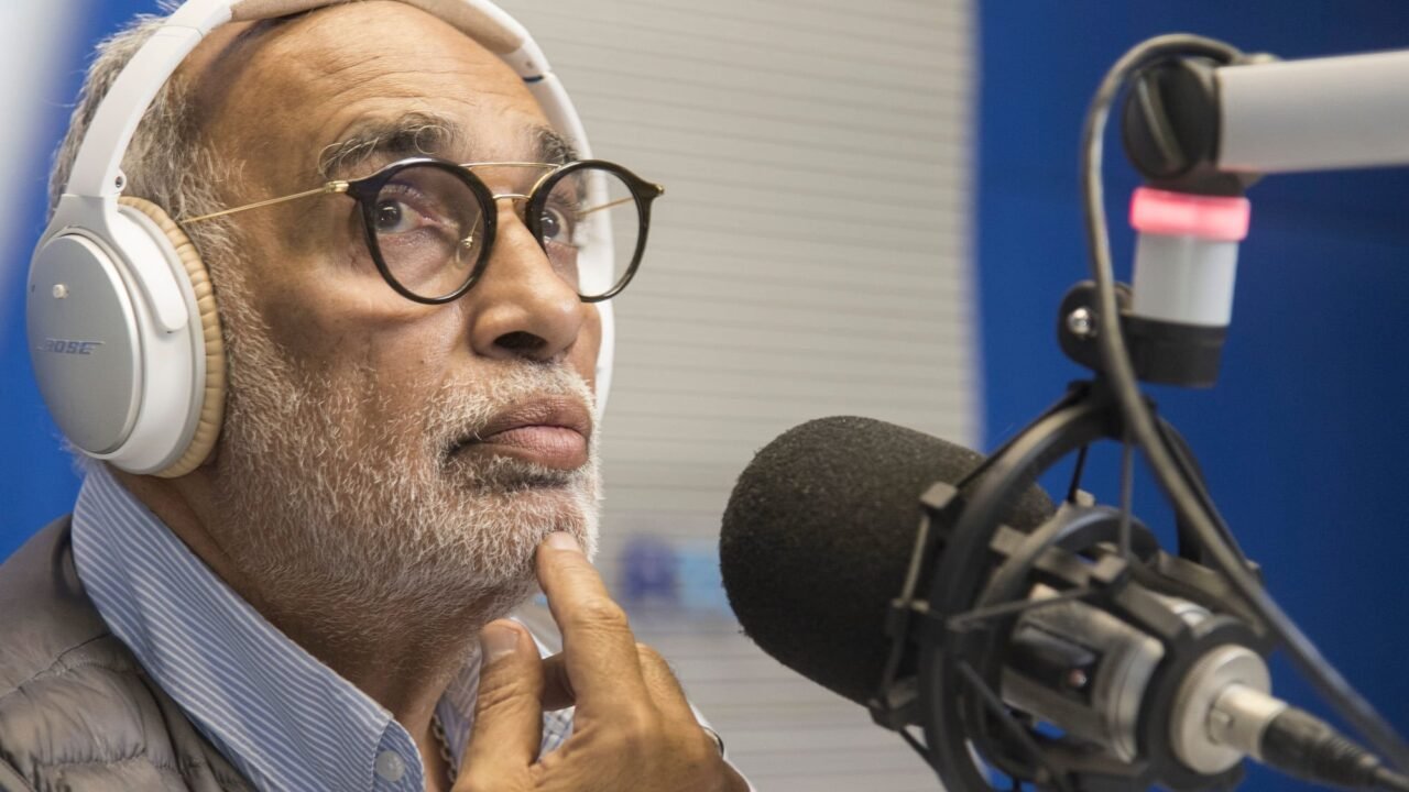 Murió Oscar el “Negro” González Oro: reacciones y mensajes EN VIVO de despedida al periodista y conductor
