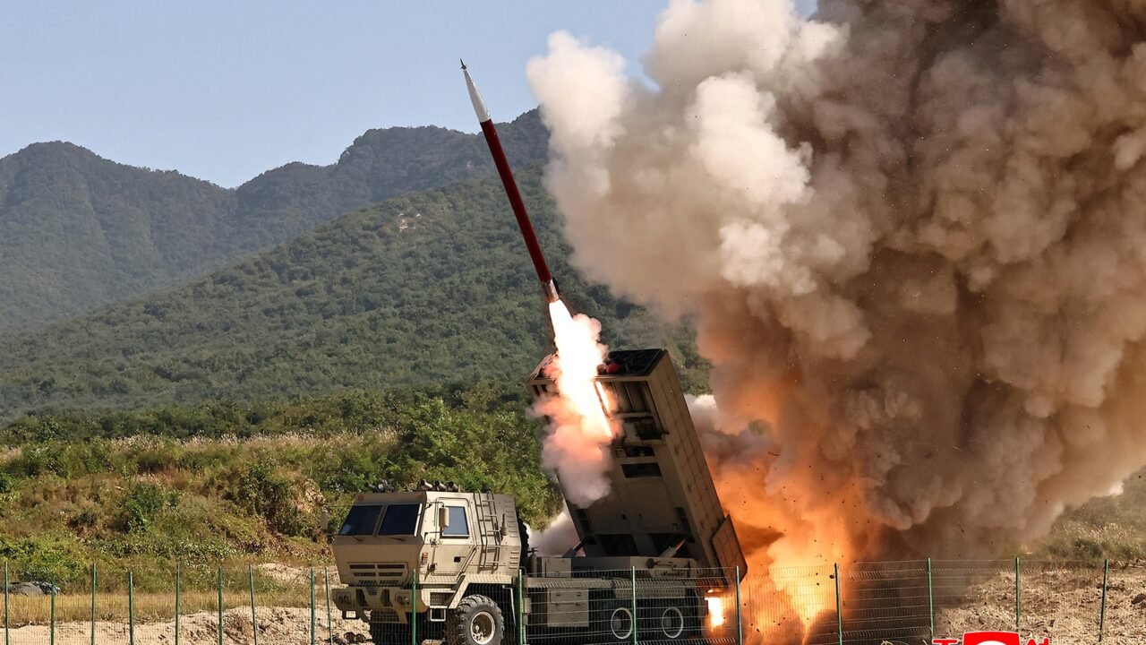 El régimen de Corea del Norte probó un nuevo sistema mejorado de lanzamiento de misiles