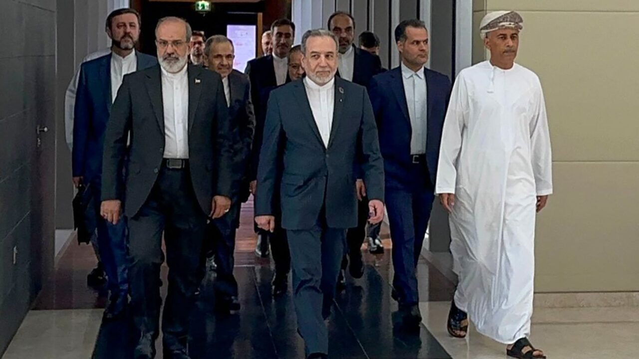 Autoridades de Irán confirmaron el plan presentado a Estados Unidos para reabrir el estrecho de Ormuz