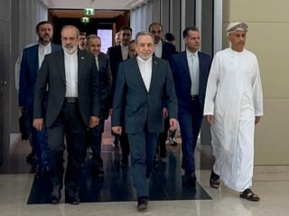 Autoridades de Irán confirmaron el plan presentado a Estados Unidos para reabrir el estrecho de Ormuz