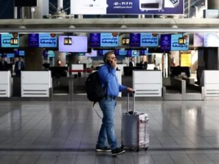 Las nuevas sanciones de Estados Unidos paralizan los vuelos de las aerolíneas iraníes