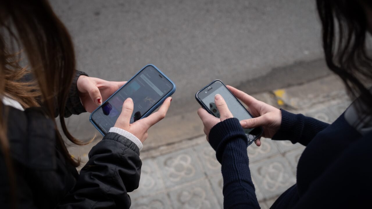 Por qué los smartphones de gama baja se fabricarán cada vez menos