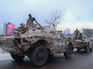 Etiopía recuperó una ciudad estratégica en el norte del país mientras se extienden los combates con los rebeldes de Tigré