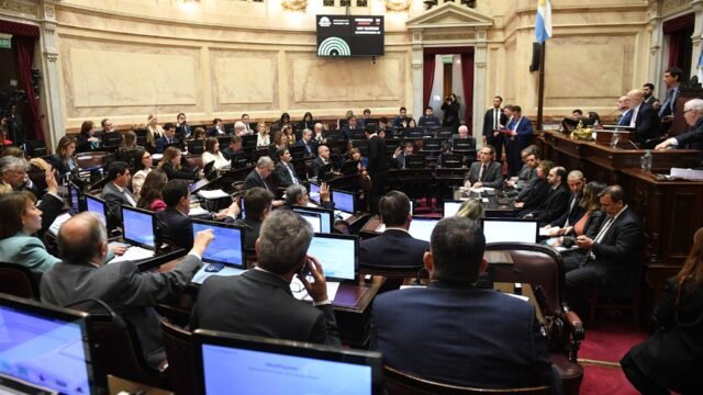 Senado: el oficialismo introdujo cambios en la reforma del Banco Central e intentará aprobarla mañana