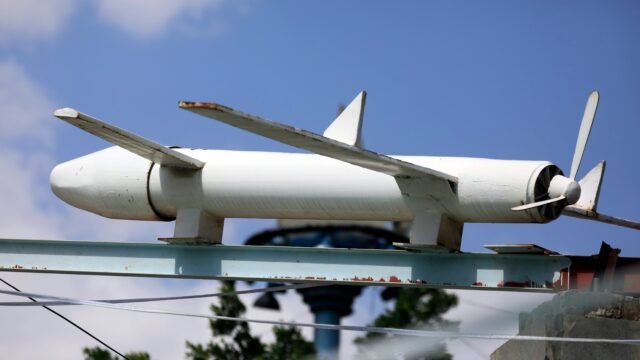 Armas de Irán y componentes de China: los respaldos que impulsaron el avance de los hutíes en Yemen