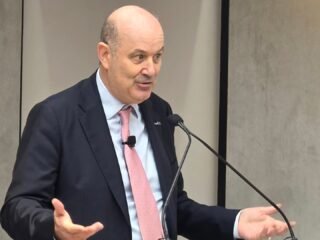 Sturzenegger aseguró que 4 millones de argentinos migrarán del AMBA al interior del país en los próximos 30 años