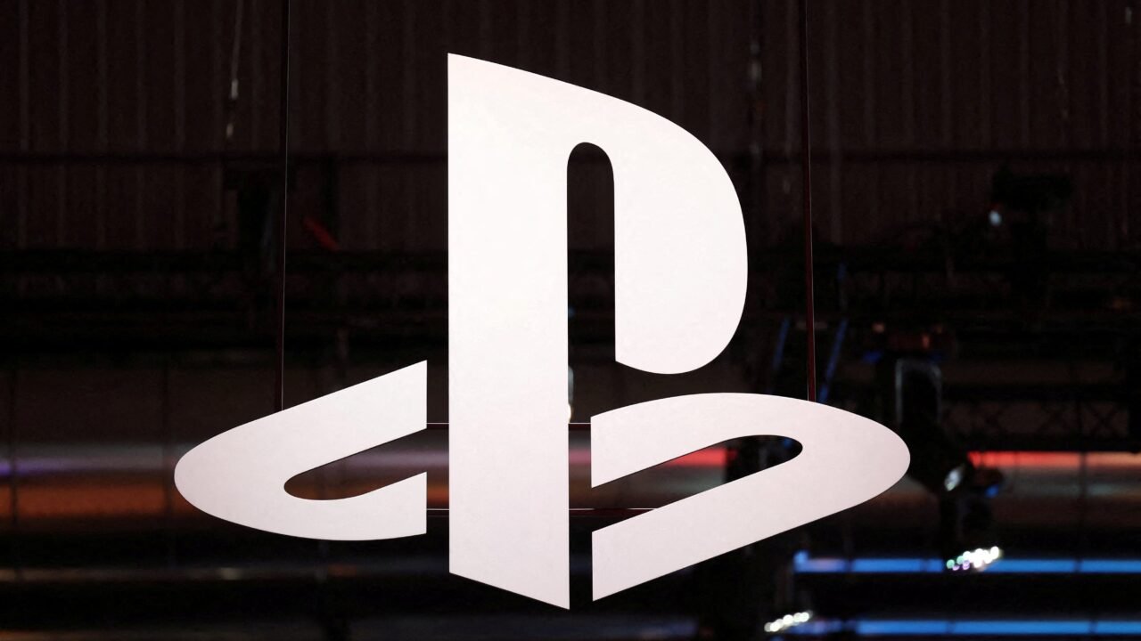 Ciberdelincuentes hackean la PS5 y amenazan con filtrar más de 400 juegos
