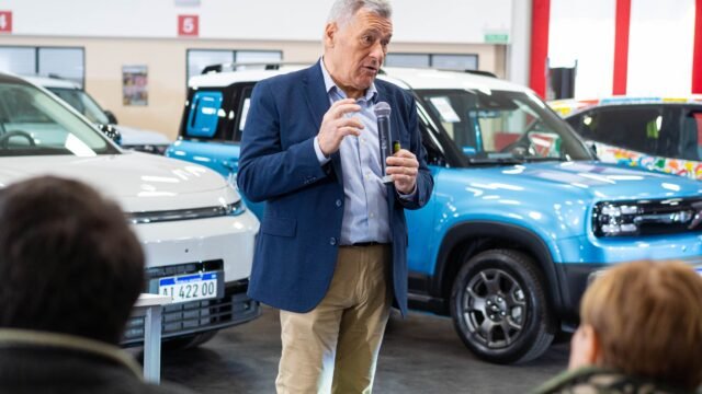 Claudio Damiano, especialista en movilidad: “Los autos eléctricos duran más que los nafteros”
