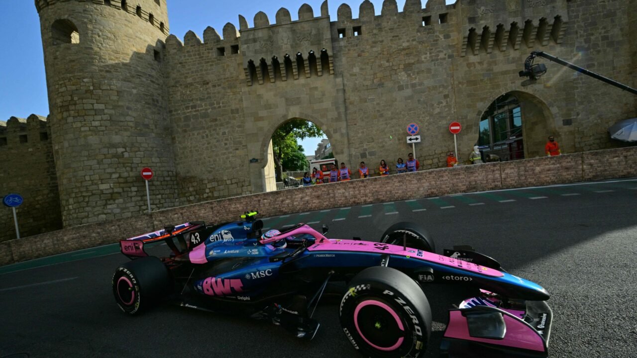 A qué hora es la clasificación del Gran Premio de Azerbaiyán de la F1 2026