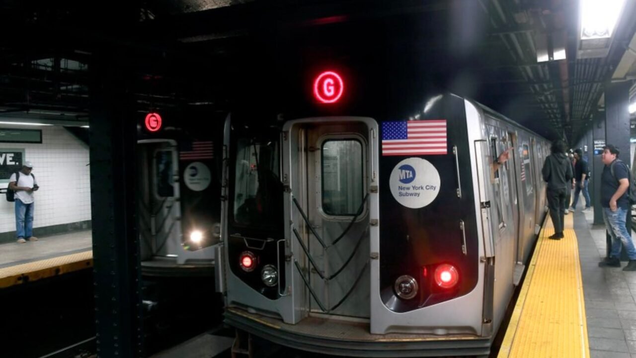 La MTA estudia un cambio clave en el transporte para pagar menos por el subway de Nueva York