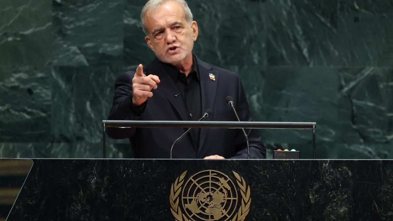 El presidente de Irán dice que su pueblo fue “víctima del terrorismo” de Estados Unidos ante la Asamblea General de la ONU