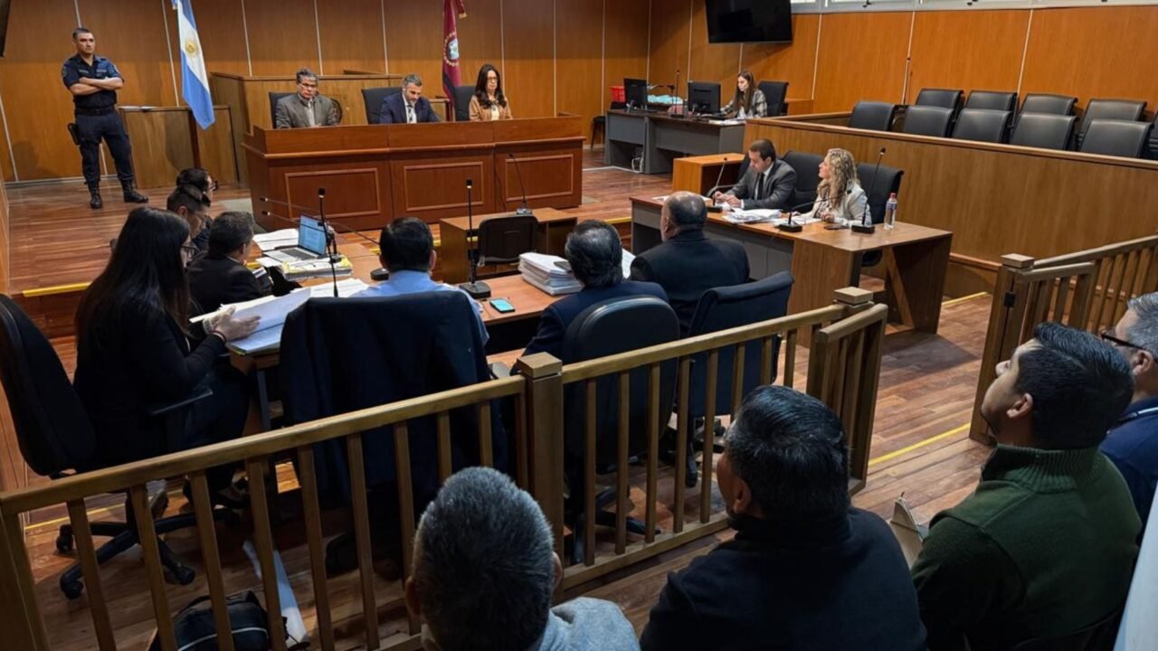 Pidieron llevar a juicio a los policías vinculados al crimen de las turistas francesas por presuntos apremios ilegales