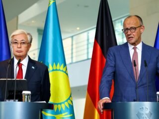 Merz aseguró que Rusia “no tiene ningún interés” en negociar el fin de la guerra en Ucrania
