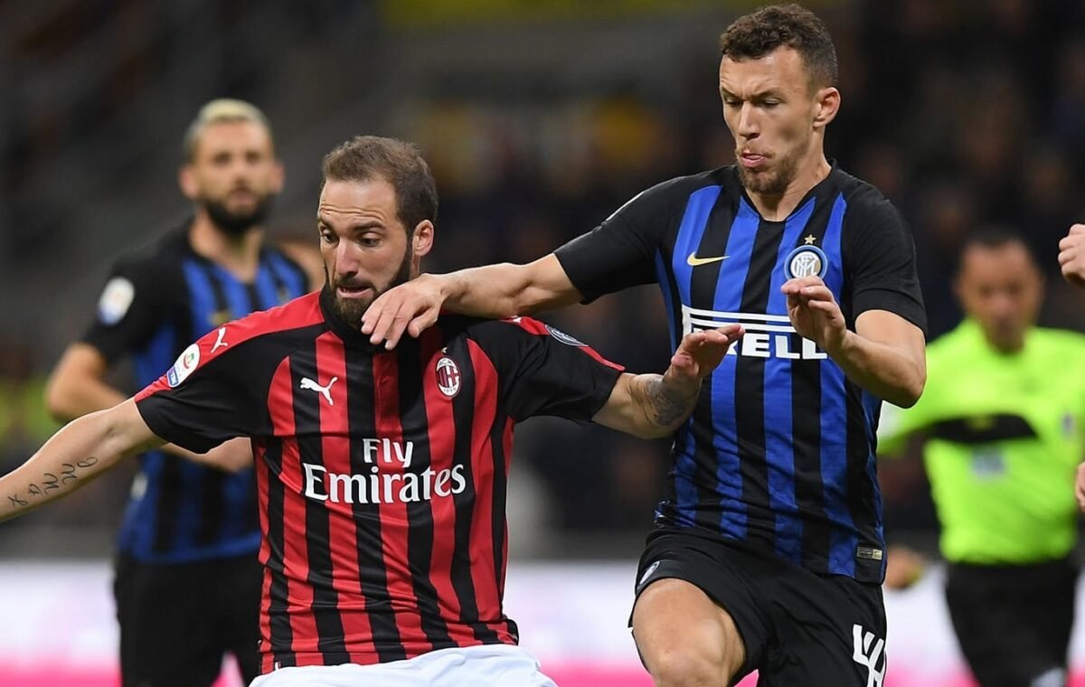 Dos hermanos y capitanes de bandos opuestos encarnaron durante una década al clásico de Milán: la historia de Giuseppe y Franco Baresi