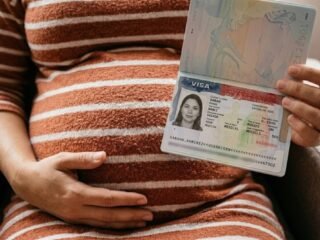 Ya es oficial: la medida que suma restricciones para aplicantes de visa americana por el “turismo de nacimiento”