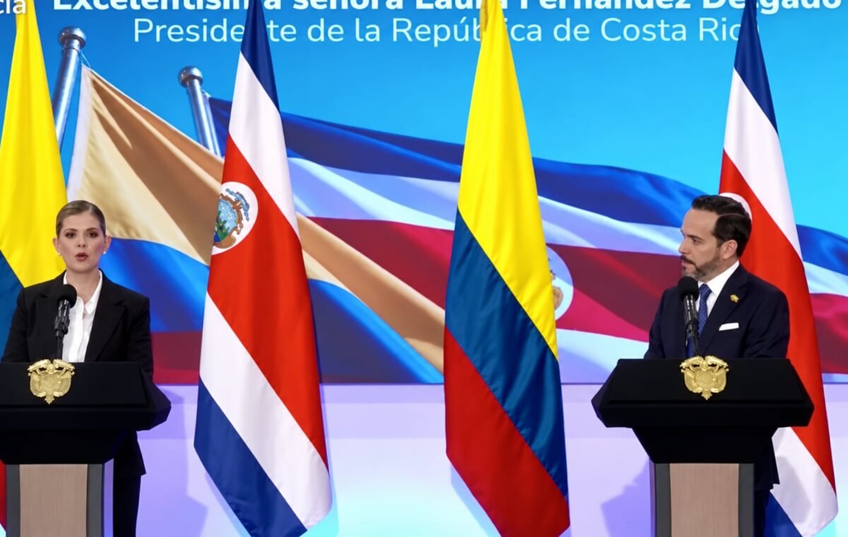 Laura Fernández promete cerrar el paso a narcotraficantes que salgan de Colombia y anuncia alianza con Abelardo de la Espriella
