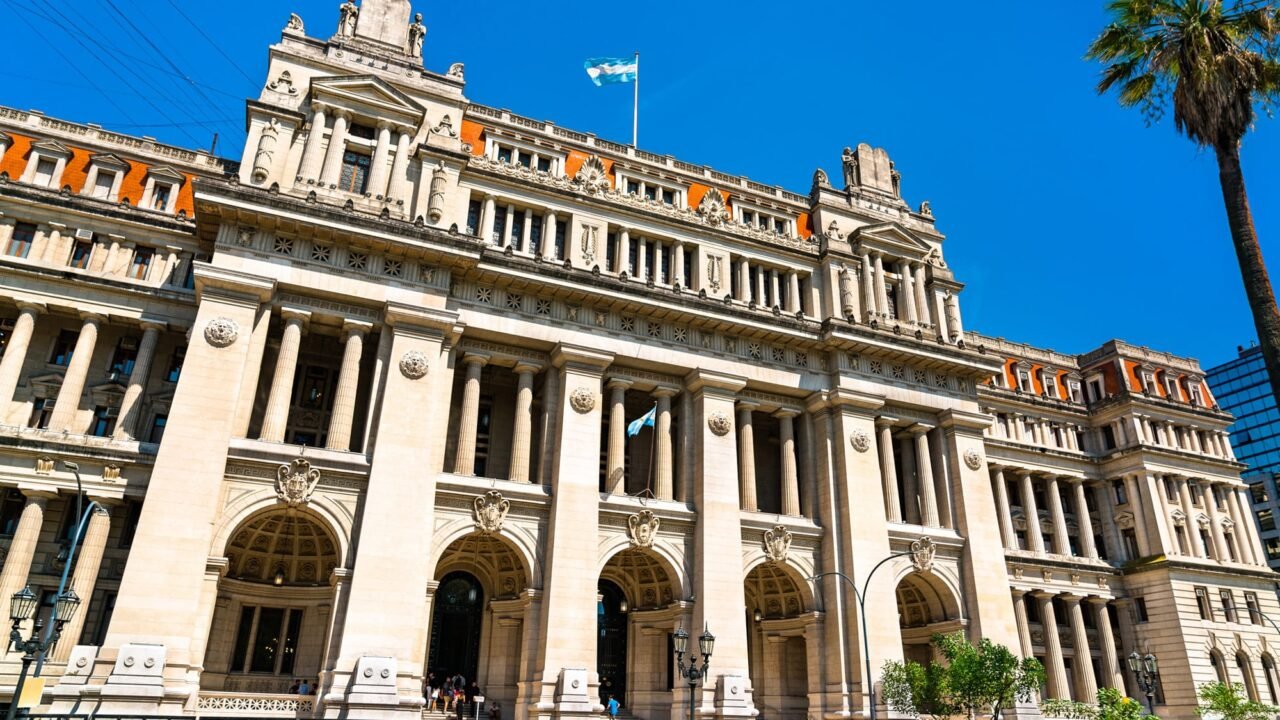 Solo 1,3% de las denuncias contra jueces federales y nacionales terminaron en sanción o remoción