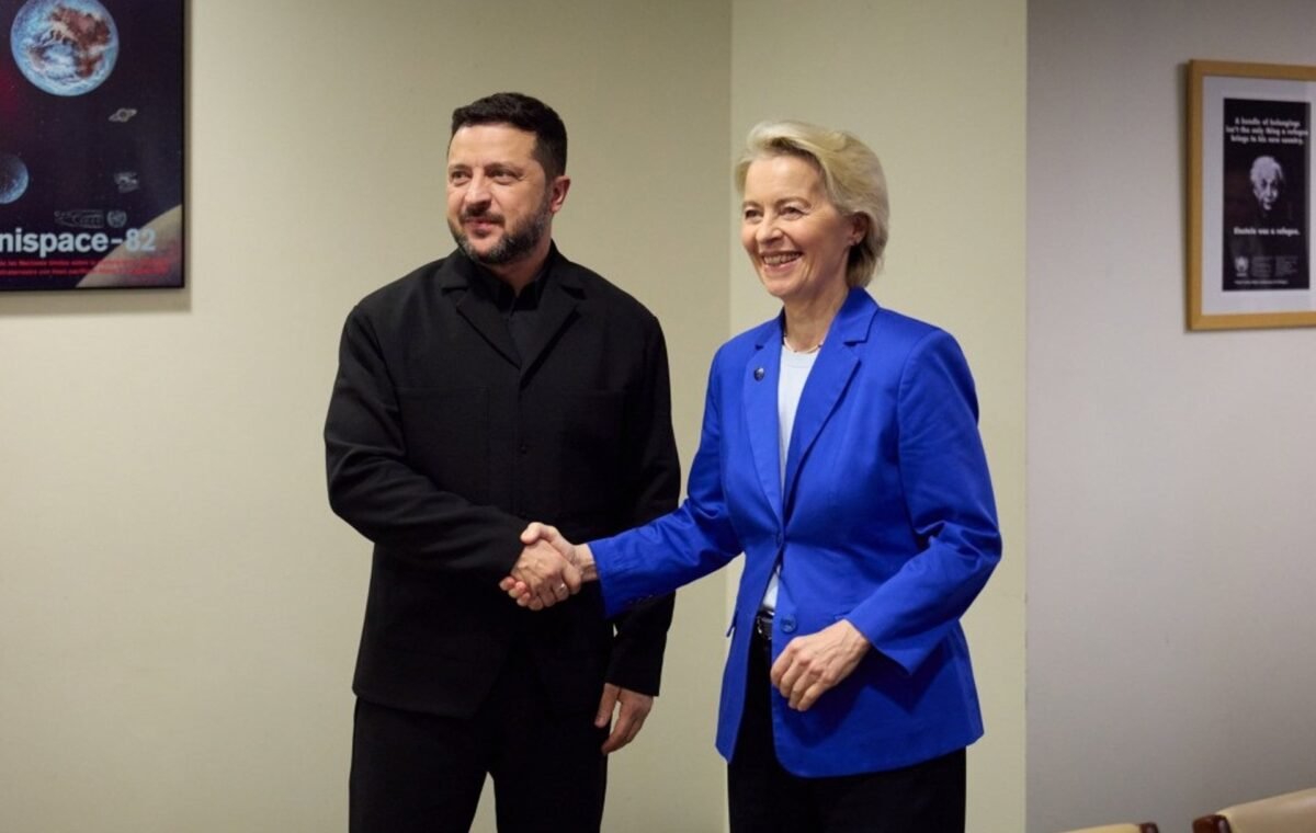 Zelensky y Von der Leyen analizaron nuevas vías de respaldo económico y militar para Ucrania
