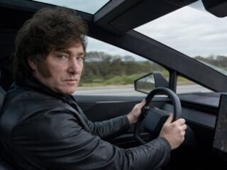 Javier Milei reveló cuál es el auto de sus sueños: qué modelo eligió, cuánto cuesta y cómo lo “tunearía”