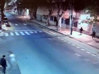 Video: así fue el intento de robo protagonizado por el adolescente de 14 años sobreseído por la jueza De Marinis