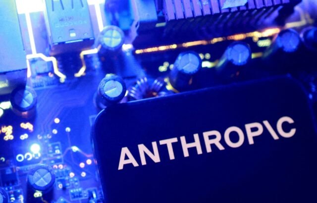 Anthropic actualiza su modelo más avanzado: así es Claude Opus 5.5, la versión más accesible y eficiente para desarrolladores